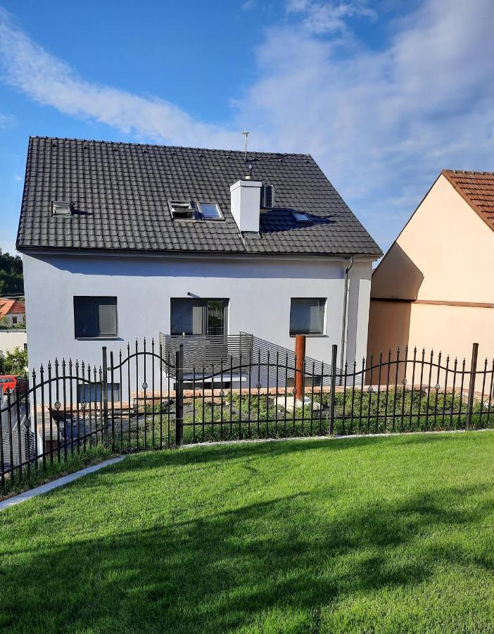 Apartmany Moravia Milovice  Exterior foto